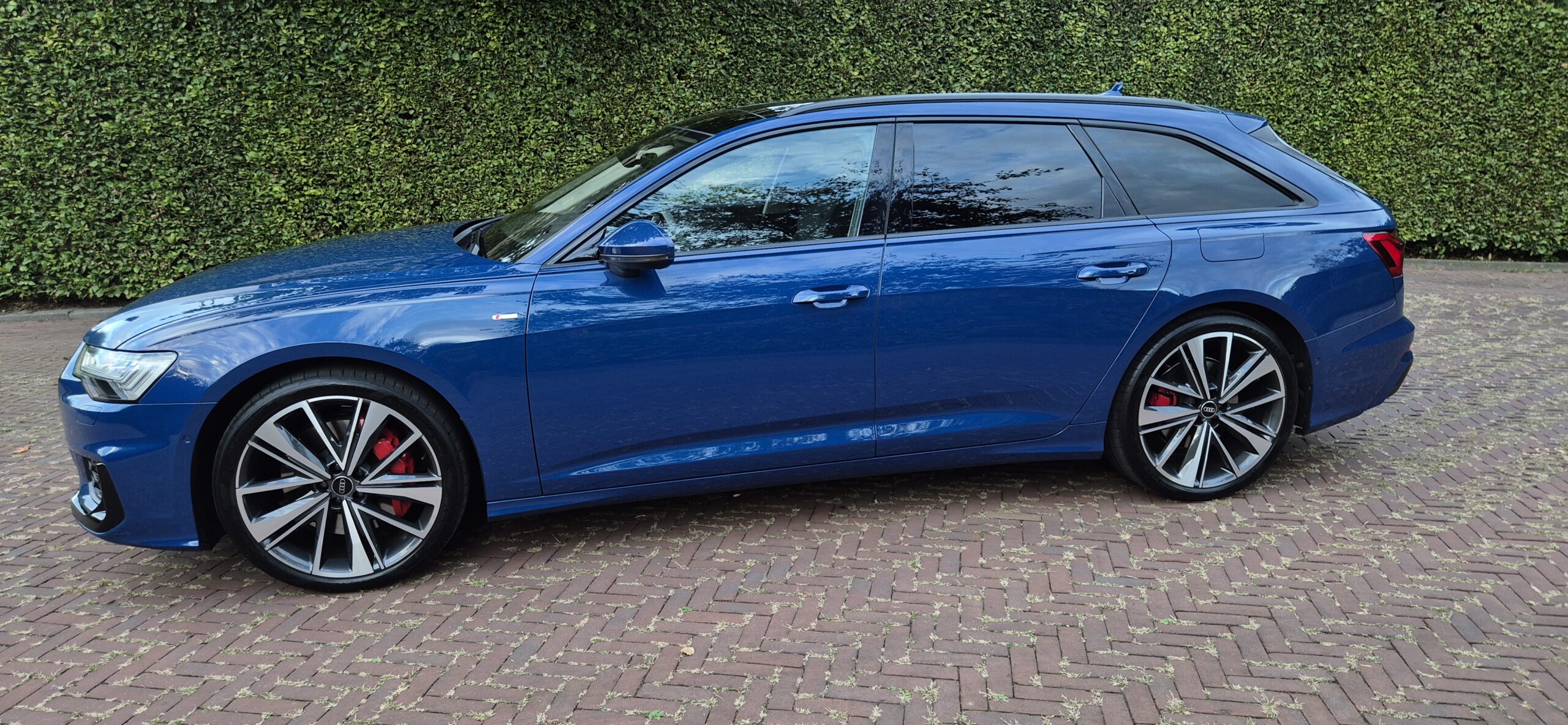 
								Audi A6 Avant 55 TFSIe – 2025 – 9.320 km full									