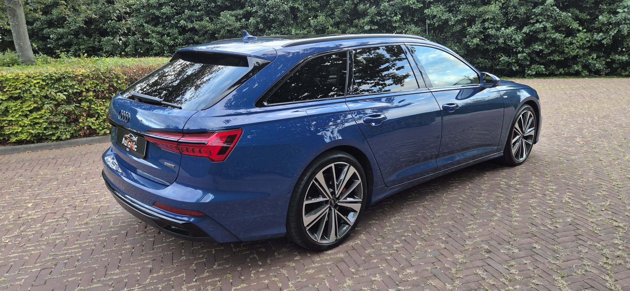 
								Audi A6 Avant 55 TFSIe – 2025 – 9.320 km full									