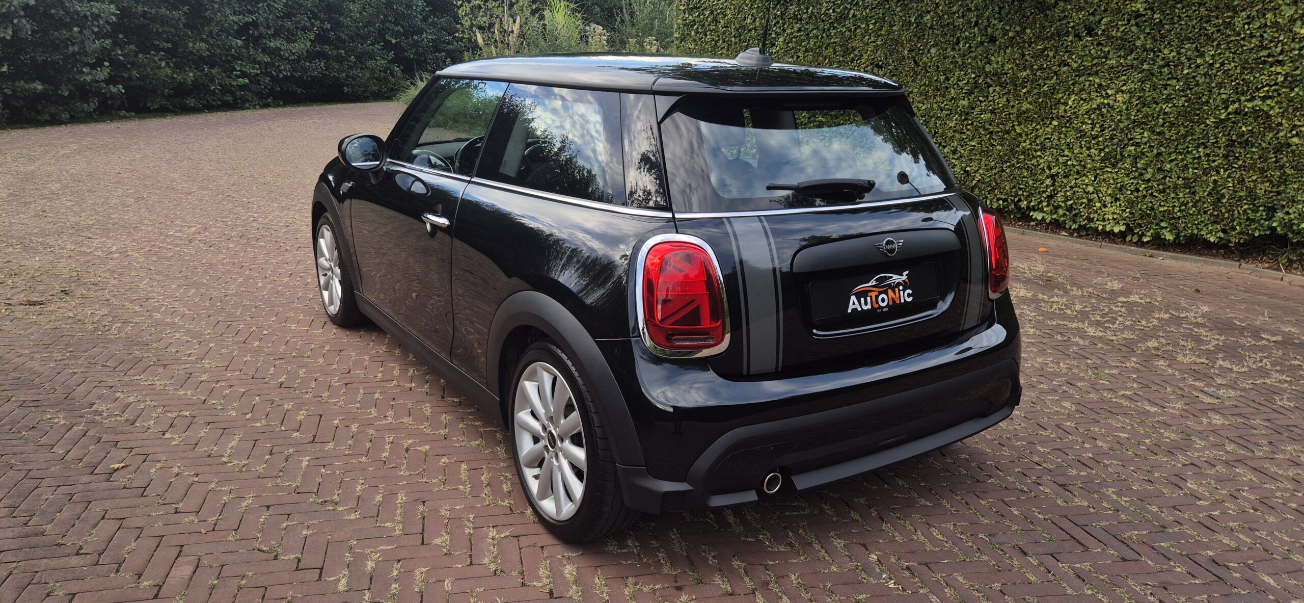 
								Mini One – 2022 – 18.070 KM full									
