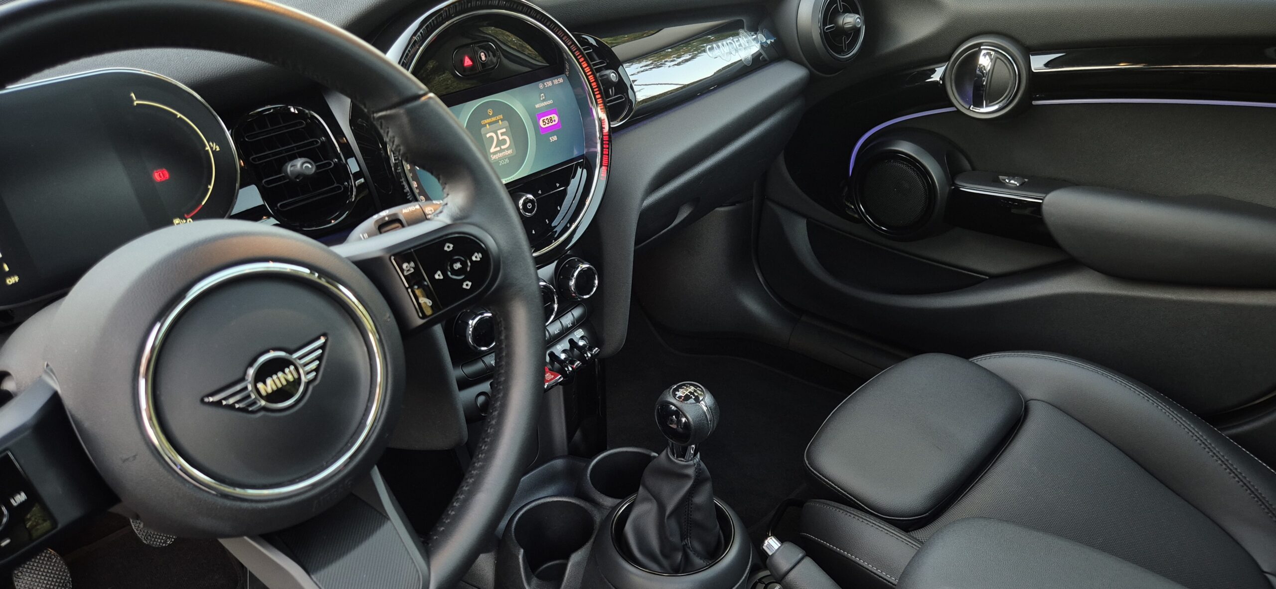 
								Mini One – 2022 – 26.382 km full									