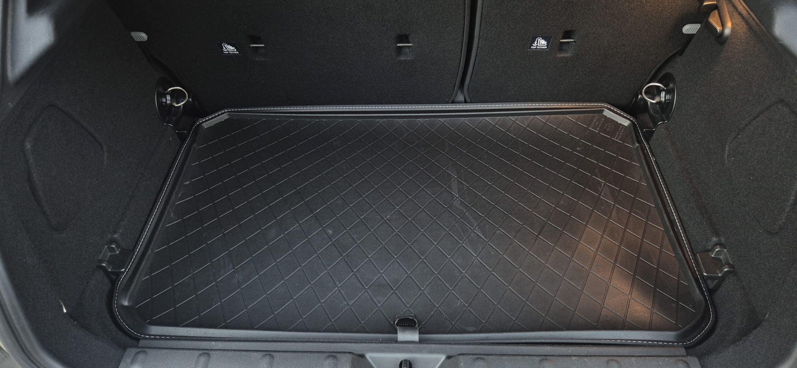 
								Mini One – 2022 – 26.382 km full									